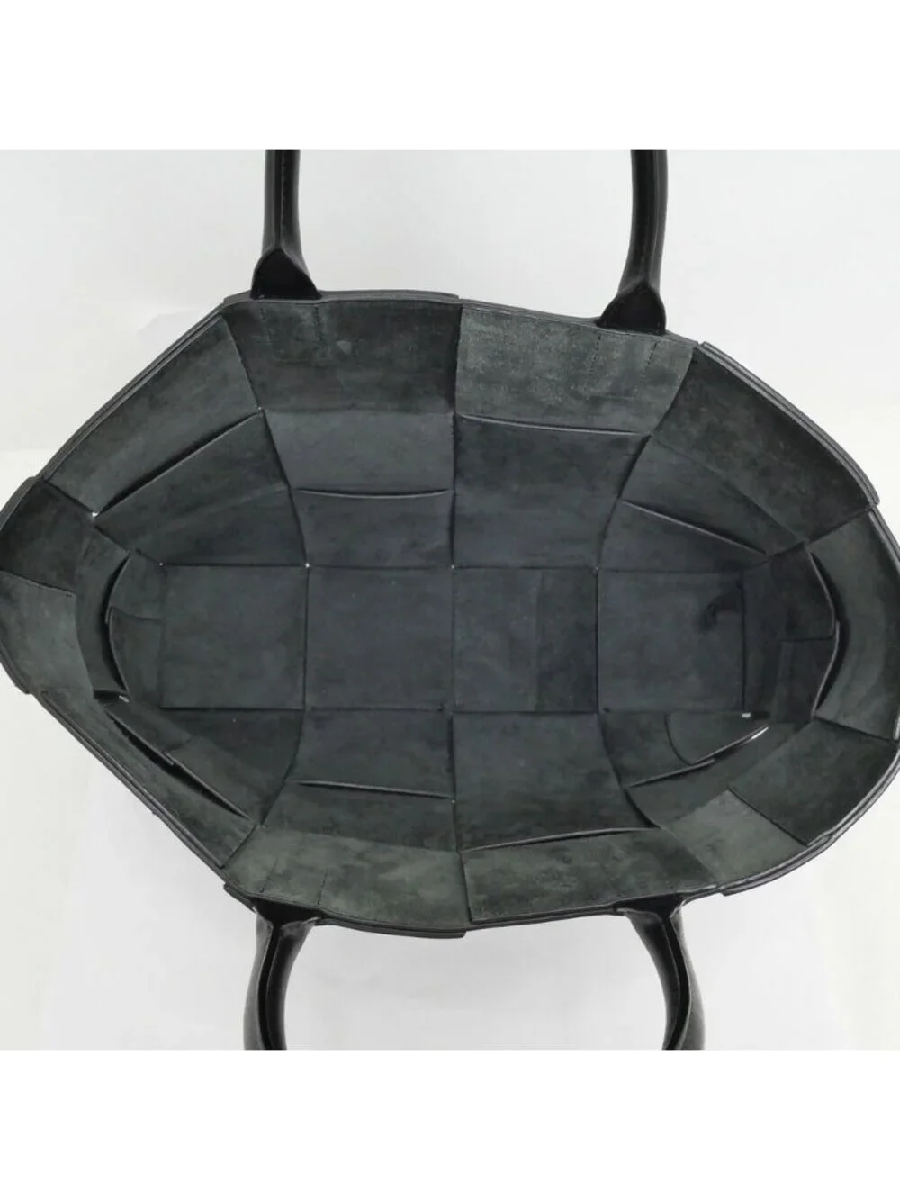 Bottega Veneta Arco Tote Black Intrecciato Calf Leather